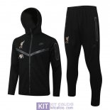 Liverpool Giacca Cappuccio Black I + Pantaloni Black I 2022/2023